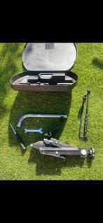 Auto krik set VW 40 euro, Ophalen of Verzenden, Manueel, Schaarkrik