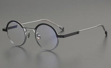 Titanium design montuur / bril beschikbaar voor biedingen