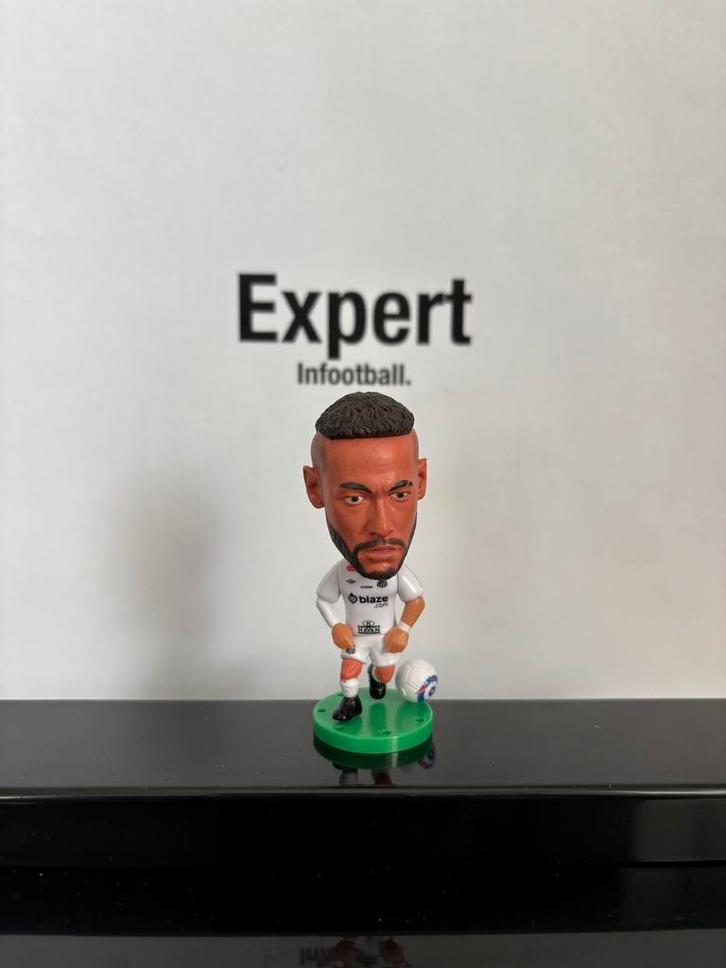 Neymar Jr voetbalpoppetje - Santos FC, Verzamelen, Sportartikelen en Voetbal, Nieuw, Beeldje of Poppetje, Buitenlandse clubs, Ophalen of Verzenden