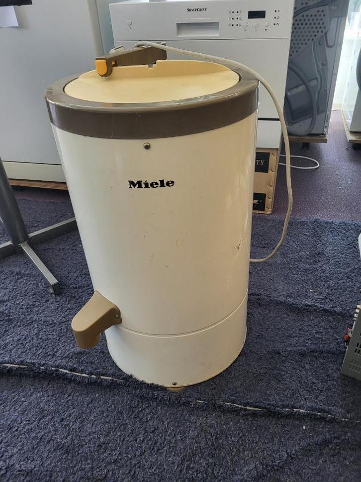 centrifuge, Witgoed en Apparatuur, Wasdrogers, Gebruikt, Overige typen, 4 tot 6 kg, Minder dan 85 cm, Ophalen