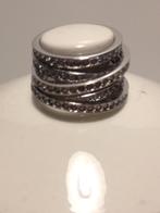 zilveren ring met strass steentjes, Verzenden, Dame, Zilver, Kleiner dan 17