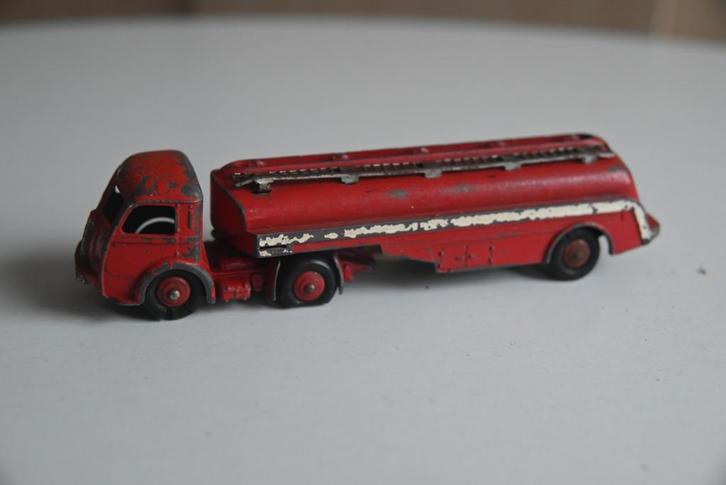 Blikken auto's  o.a. dinky toys., Antiek en Kunst, Antiek | Speelgoed, Ophalen