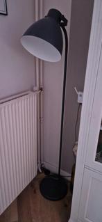 Stijlvolle staande lamp van Leen Bakker, Ophalen of Verzenden, Zo goed als nieuw, Metaal, Modern