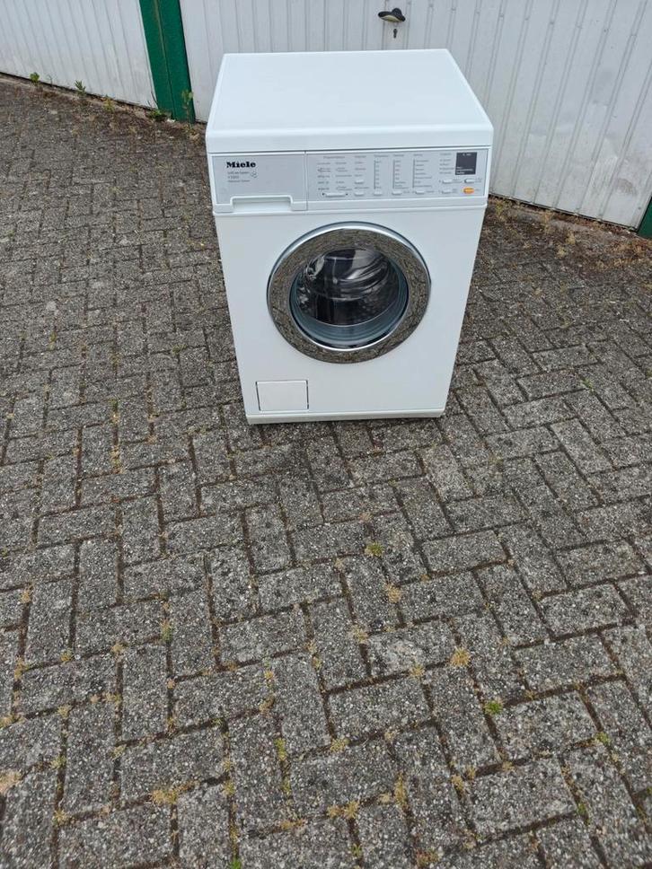 Miele V5860 WPS wasmachine 1600 toeren 6kg A klasse IPS., Witgoed en Apparatuur, Wasmachines, Zo goed als nieuw, Voorlader, 4 tot 6 kg
