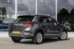 Volkswagen T-Roc 1.5 TSI Sport € 21.950,00, 1498 cc, 4 cilinders, 150 pk, Leder en Stof