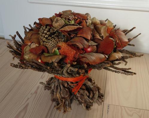 Mooi bloemstuk/ boeket van natuurlijke materialen, Huis en Inrichting, Woonaccessoires | Droogbloemen, Zo goed als nieuw, Ophalen of Verzenden