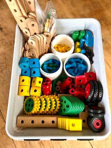 BRIO builder constructieset houten speelgoed bouwspeelgoed beschikbaar voor biedingen
