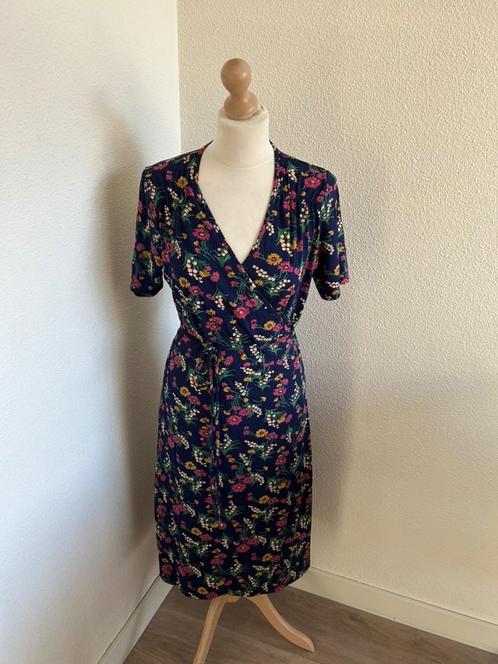 King Louie maat XL blauwe wikkel jurk bloem 2258, Kleding | Dames, Jurken, Zo goed als nieuw, Maat 46/48 (XL) of groter, Blauw