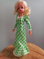 Vintage Barbie Sindy Barndance jurk., Verzamelen, Verzenden, Gebruikt, Kleertjes