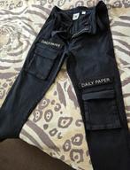 Daily Paper Zwarte Cargo Broek - Maat S, Kleding | Dames, Zwart, Daily Paper, Ophalen of Verzenden, Zo goed als nieuw