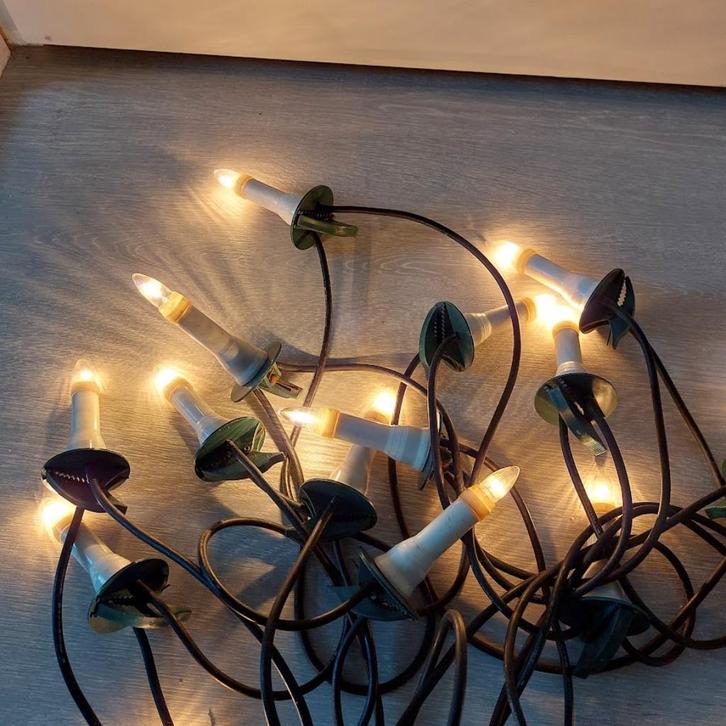 Vintage KERSTVERLICHTING met 16 lampjes 5 mtr. lengte, Diversen, Kerst, Gebruikt, Ophalen of Verzenden