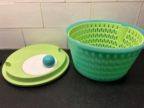 Tupperware slacentrifuge slaslinger slabak kom vergiet kom, Huis en Inrichting, Keuken | Tupperware, Zo goed als nieuw, Bak of Kom