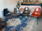 Originele vintage eames side chairs stoelen zeldzame kleuren, Huis en Inrichting, Stoelen, Ophalen of Verzenden, Zo goed als nieuw