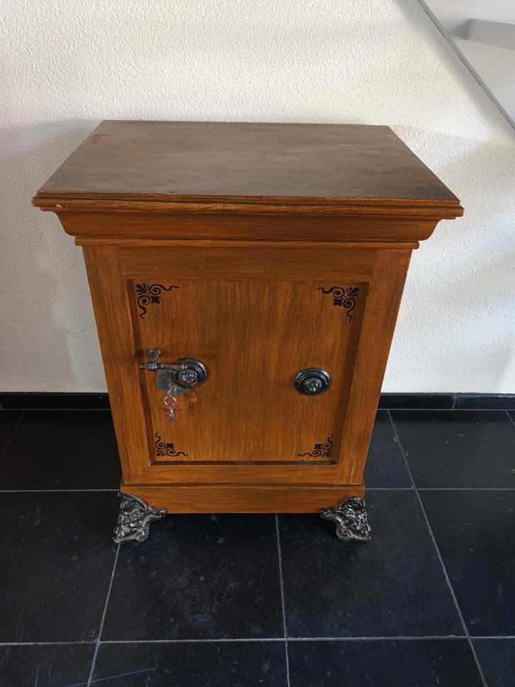 Antieke Kluis van F.J.P. Trousselot uit Rotterdam ca 1880, Antiek en Kunst, Antiek | Gereedschap en Instrumenten, Ophalen