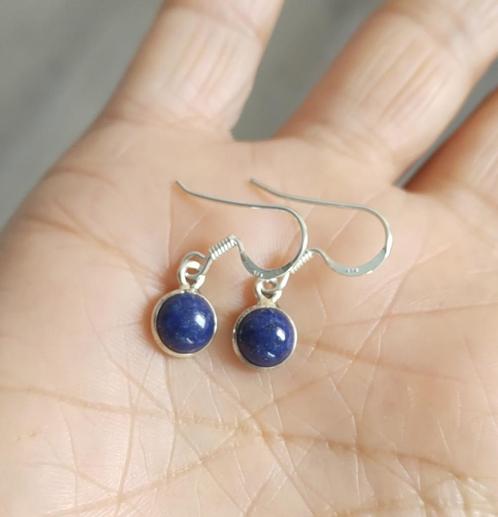 925 zilveren oorbellen met natuurlijke Lapis Lazuli steen, Sieraden, Tassen en Uiterlijk, Oorbellen, Nieuw, Hangers, Zilver, Blauw