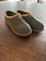 Ugg tasman pantoffel burnt olive, Kleding | Dames, Schoenen, UGG, Ophalen of Verzenden, Zo goed als nieuw, Pantoffels of Sloffen