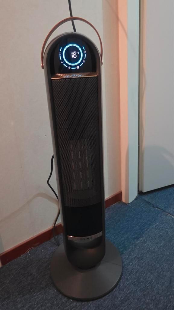 Luchtverwarming met haardsimulatie - Nieuwstaat, Huis en Inrichting, Kachels, Zo goed als nieuw, Vrijstaand, Overige soorten, Elektrisch