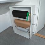 Rek met rollen inpakpapier kraft papier winkel, Ophalen