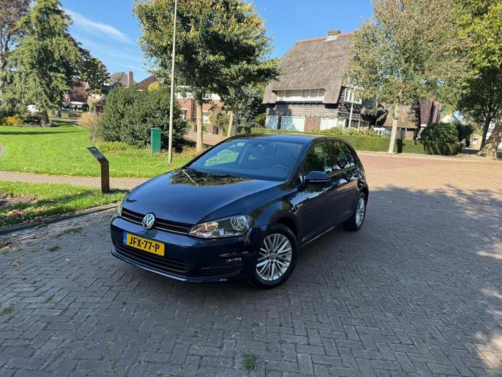 Volkswagen GOLF 1.2 TSI CUP Edition40 | Trekhaak | Navi, Auto's, Volkswagen, Bedrijf, Te koop, Golf, ABS, Airbags, Airconditioning