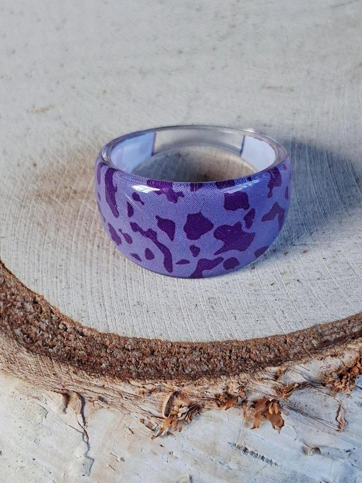 kunststof ring paars lila maat 15 (nr 13), Sieraden, Tassen en Uiterlijk, Ringen, Nieuw, Dame, Kleiner dan 17, Paars, Ophalen of Verzenden