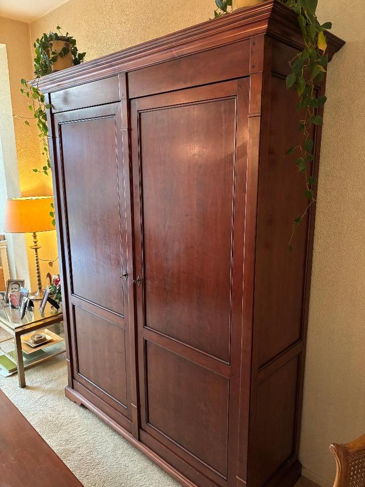 Prachtige kersenhouten servieskast, Antiek en Kunst, Antiek | Meubels | Kasten, Ophalen