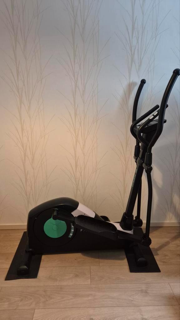 Focus Fitness Fox 3 Crosstrainer, Sport en Fitness, Fitnessapparatuur, Zo goed als nieuw, Crosstrainer, Ophalen