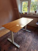 Bamboe zit sta bureau met wit frame, Huis en Inrichting, Bureaus, Ophalen, Elektrisch, Zo goed als nieuw, Stabureau