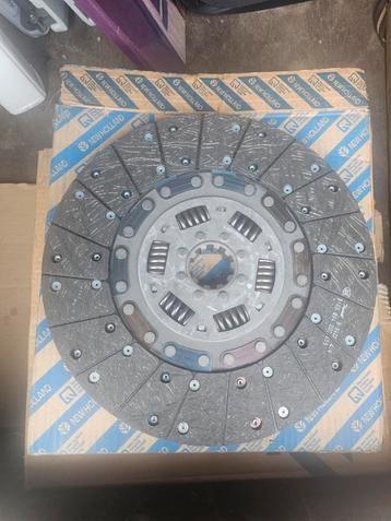 New Holland transmission (plaat+drukgroep) beschikbaar voor biedingen