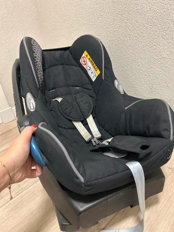 Maxi-Cosi met Easy Base beschikbaar voor biedingen