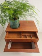 Vintage houten mid-century bijzettafel, Gebruikt, Vintage, 55 tot 75 cm, Rechthoekig