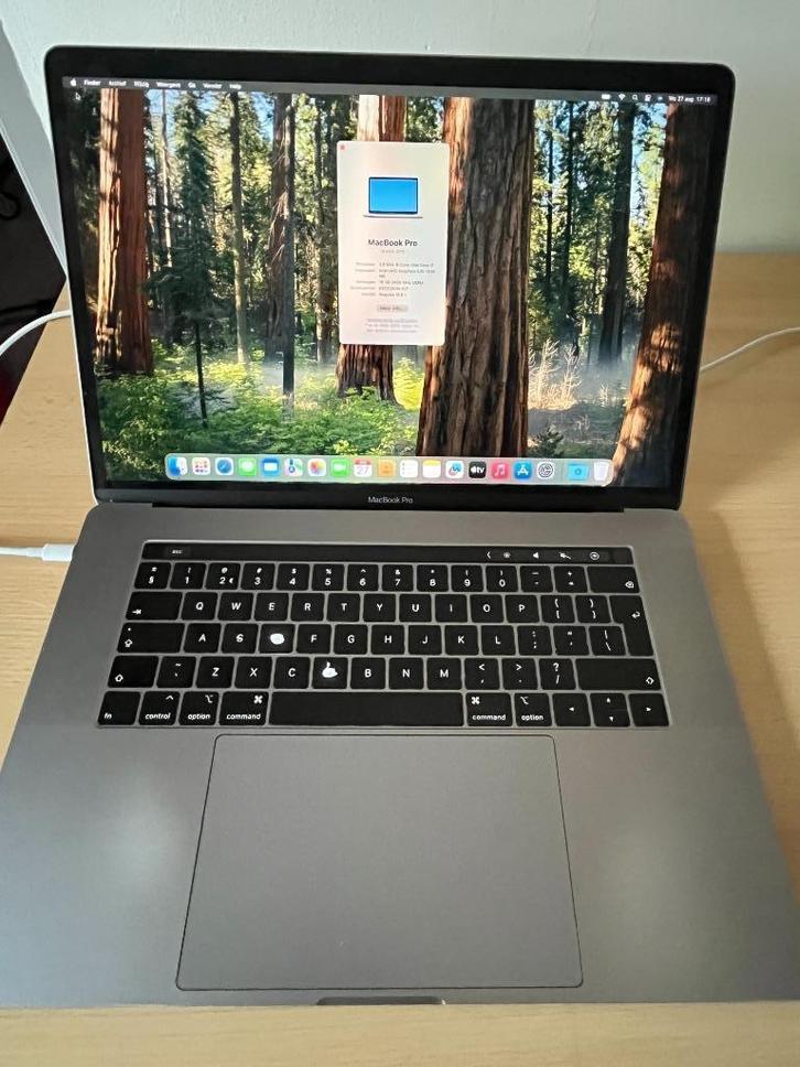 Macbook Pro 2019 15", Computers en Software, Apple Macbooks, Gebruikt, MacBook Pro, 13 inch, 2 tot 3 Ghz, 256 GB, 16 GB, Qwerty