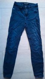 Donker blauwe spijkerbroek jeans (maat 27), Kleding | Dames, Spijkerbroeken en Jeans, Blauw, Ophalen of Verzenden, W27 (confectie 34) of kleiner