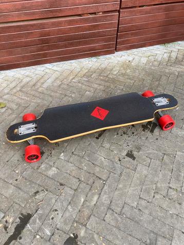 Longboard beschikbaar voor biedingen