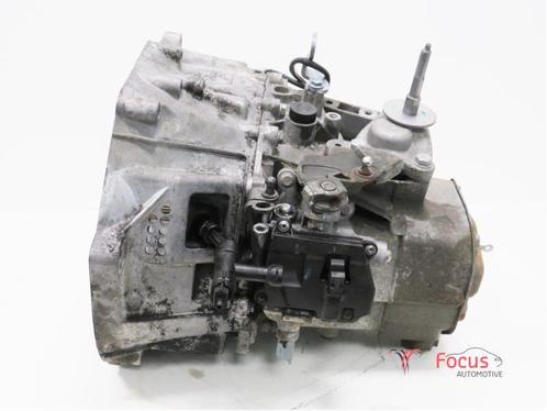 Versnellingsbak van een Peugeot 5008, Auto-onderdelen, Transmissie en Toebehoren, Peugeot, Gebruikt, 6 maanden garantie, 12 maanden garantie
