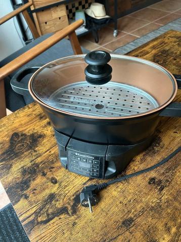 Russel Hobbs multi cooker beschikbaar voor biedingen