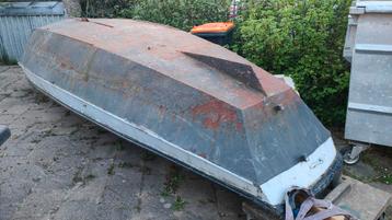 Casco lelievlet beenhakker sloep vlet stalen grachtenboot beschikbaar voor biedingen