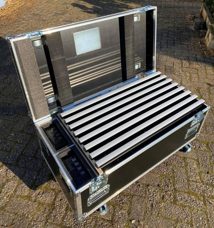 Showtec Octostrip MKII, Muziek en Instrumenten, Licht en Laser, Gebruikt, Licht, Ophalen of Verzenden