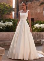 Nieuwe trouwjurk satijn vierkant rechthoek decollete Levente, Ophalen of Verzenden, Nieuw, Wit, Trouwjurk