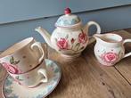 Emma Bridgewater Rose theepot groot, melkkan en 2 theekoppen, Gebruikt, Overige typen, Ophalen of Verzenden, Overige stijlen