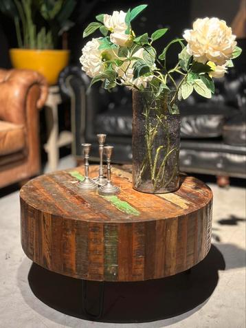 Industriële salon tafel rond  beschikbaar voor biedingen