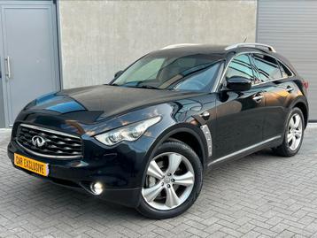 Zwarte Luxe Infiniti FX37 GT 3.7 SUV 4X4 320PK Benzine/Dak! beschikbaar voor biedingen