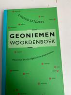 Geoniemen woordenboek, Boeken, Woordenboeken, Ophalen of Verzenden, Zo goed als nieuw, Overige uitgevers, Nederlands