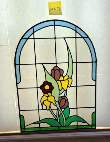 Glas in Lood Paneel met Bloemen beschikbaar voor biedingen