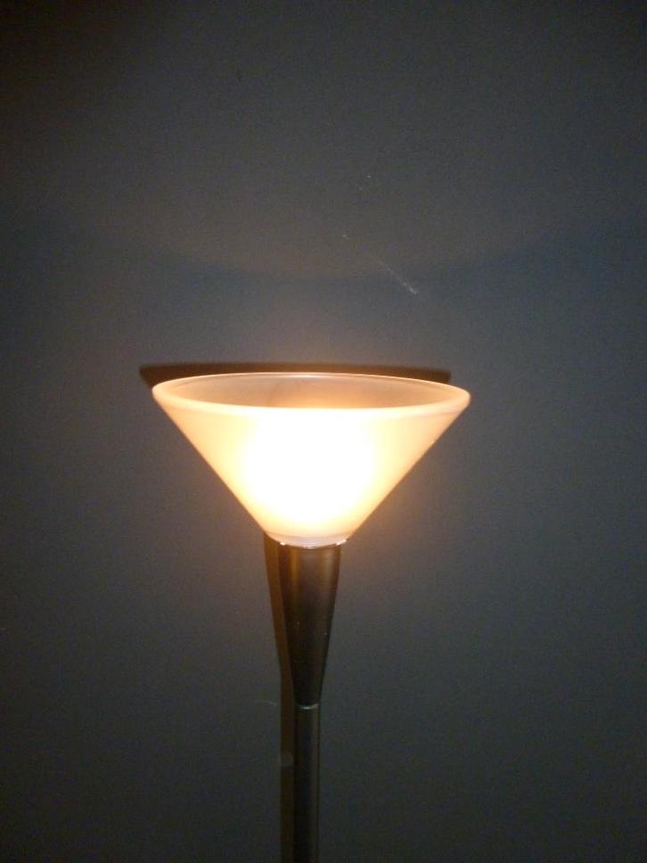 Prachtige vintage Fontana Arte Italiaans design vloerlamp, Huis en Inrichting, Lampen | Vloerlampen, Gebruikt, 150 tot 200 cm