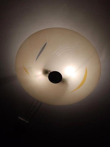 Mooie vintage plafondlamp uit de jaren 50/60. beschikbaar voor biedingen