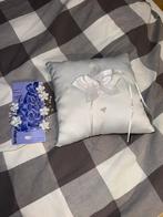 Ringkussen, Kleding | Dames, Trouwkleding en Trouwaccessoires, Ophalen of Verzenden, Zo goed als nieuw, Wit, Accessoires