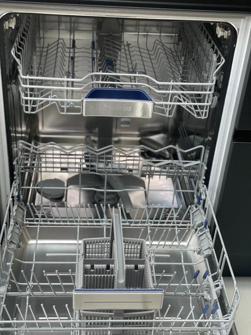 Siemens vaatwasser inbouw, Witgoed en Apparatuur, Vaatwasmachines, Zo goed als nieuw, Inbouw, Minder dan 85 cm, 45 tot 60 cm, Minder dan 10 liter