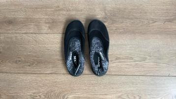 Waterschoenen maat 7 …… 1 keer gedragen beschikbaar voor biedingen