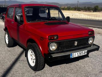 Lada Niva 4x4, youngtimer, 100% roestvrij en rijklaar beschikbaar voor biedingen