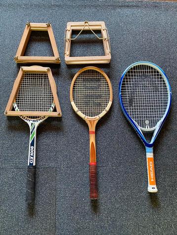 Set van 3 tennisrackets (oa vintage Dunlop) + spansystemen beschikbaar voor biedingen